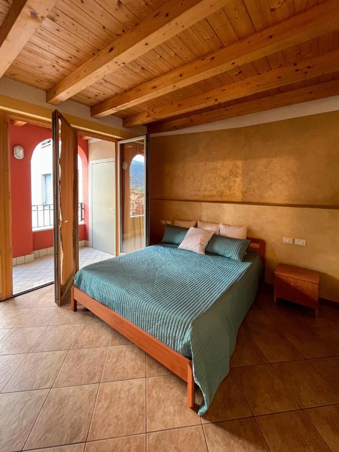 Casa Vacanze Al Lago P2 Monasterolo del Castello Εξωτερικό φωτογραφία