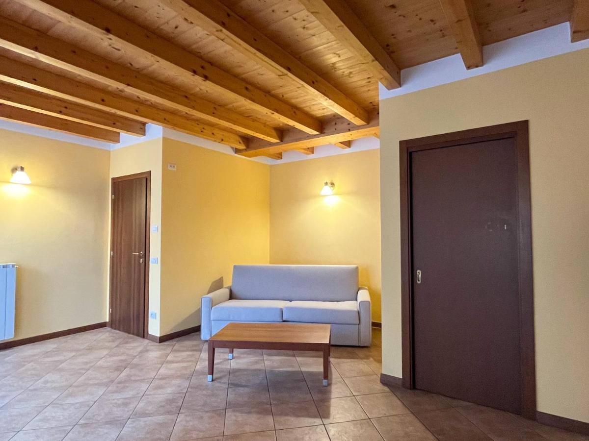 Casa Vacanze Al Lago P2 Monasterolo del Castello Εξωτερικό φωτογραφία