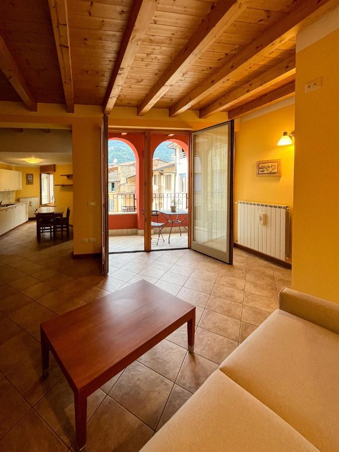 Casa Vacanze Al Lago P2 Monasterolo del Castello Εξωτερικό φωτογραφία